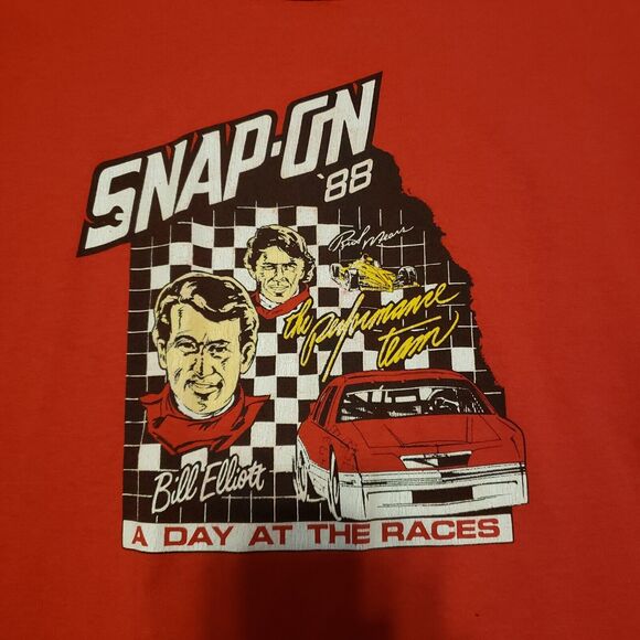 Snap On ,A Day At The Races Vintage Red Tshirt Bill Elliott/ Rick Mears Men's XL - Picture 2 of 4